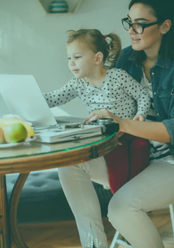 Maminky! Vzdělávejte se a vydělávejte v MAMAcademy